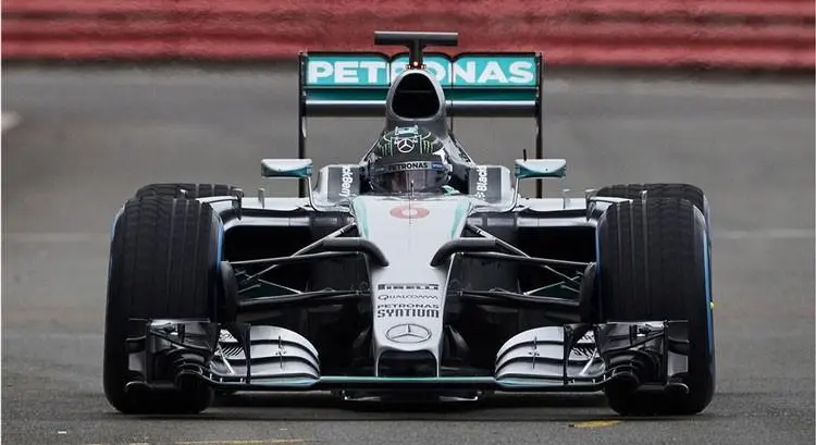 Formule 1 : Ferrari, Red Bull, McLaren... les monoplaces 2015 en photos - Formule 1 : Ferrari, Red Bull, McLaren... les monoplaces 2015 en photos