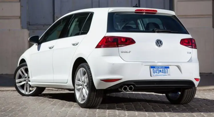 Scandale Volkswagen : "Tous les constructeurs font ça" [VIDEO] - VW Golf TDI