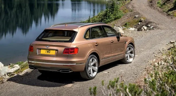 Salon Francfort 2015 : le Bentley Bentayga, un beau B.B [VIDEO] - Bentley Bentayga