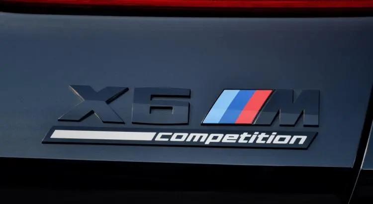 - BMW X5 et X6 M Competition (2020) : mâles dominants