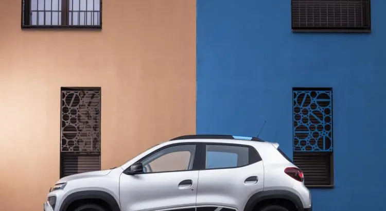 Dacia Spring : 1er essai de l'électrique low-cost - VIDEO - Dacia Spring : 1er essai de l'électrique low-cost - VIDEO