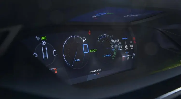 - BMW 320e vs Peugeot 408 Hybrid 225 : jeu de plateformes