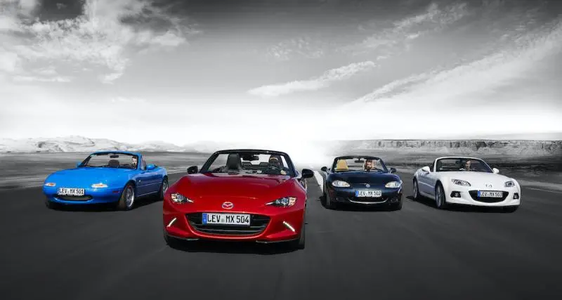  - Mazda conjugue 35 ans d'histoire au présent à Rétromobile, avec le MX-5