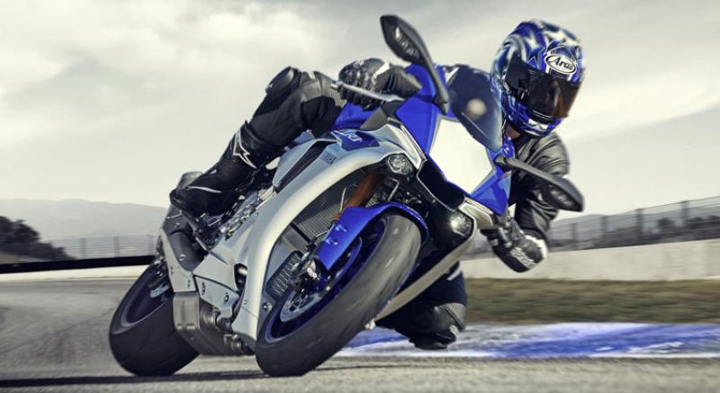  - Yamaha R1 et R1M : millésime 2015 