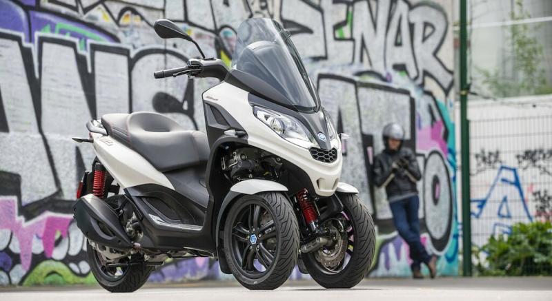  - Piaggio MP3 300 HPE Essai : Le char de Romulus