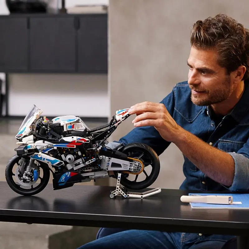  - 5 LEGO moto pour noël