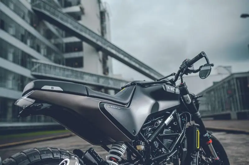  - Husqvarna Vartpilen 401