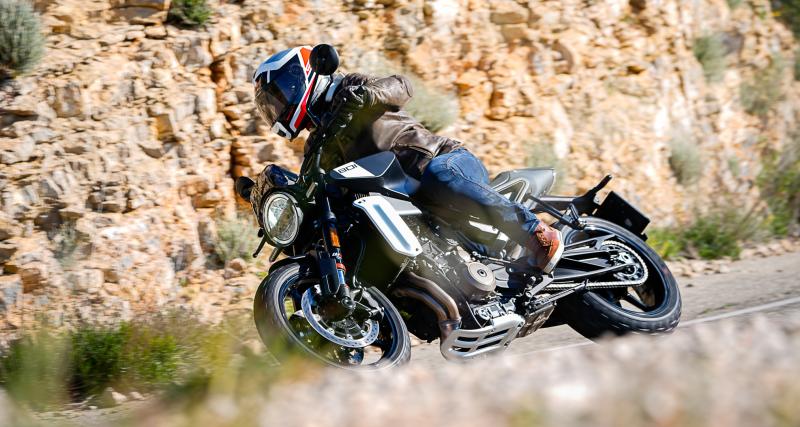  - Essai moto Husqvarna Svartpilen 801 : le scrambler qui fait plus qu'une Duke ?
